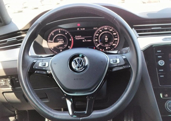 Volkswagen Passat cena 122900 przebieg: 89180, rok produkcji 2019 z Kamienna Góra małe 562